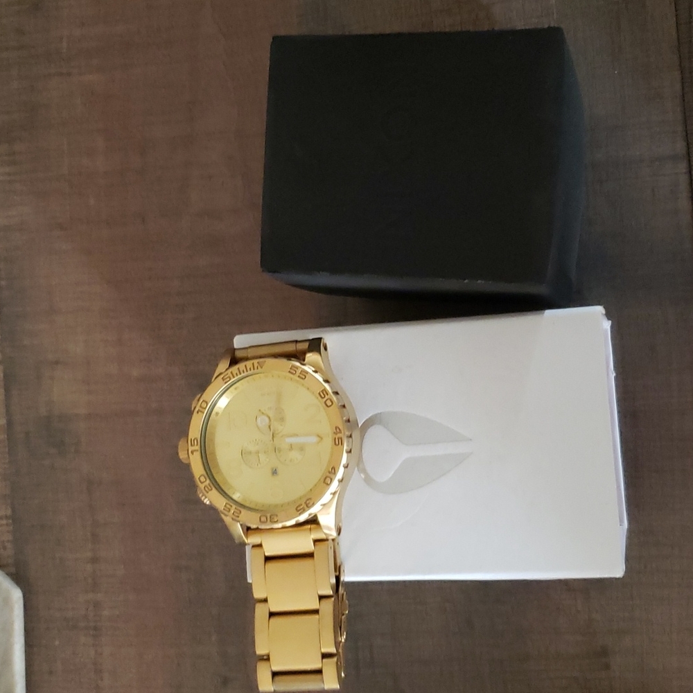 51-30 CHRONO STAINLESS STEEL GOLD TONE MEN'S WATCH A083-502